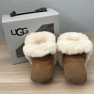UGG Lassen Shearling Crib Boots